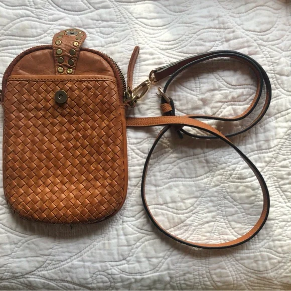 Vilenca Holland Woven Leather Crossbody Bag 3.5x7.5 - Picture 3 of 8